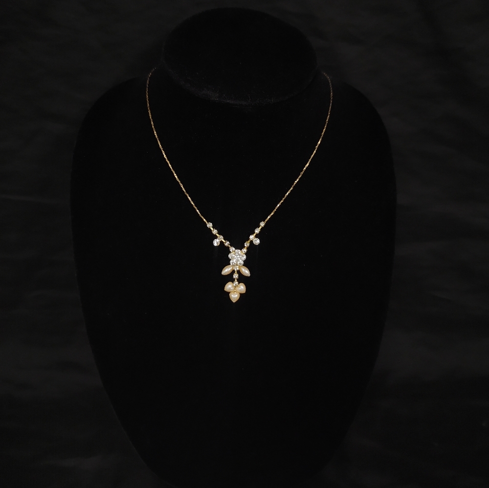 Gold necklace